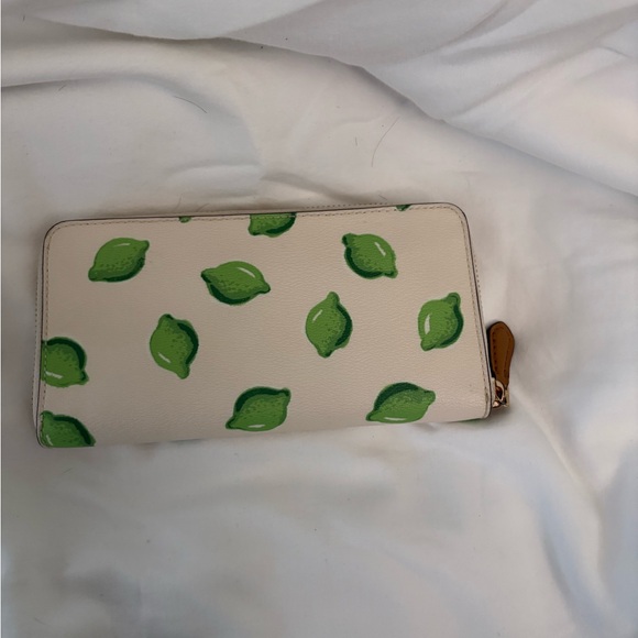 Coach White and Green Shoulder Bag Set with Lime Print - Picture 5 of 7